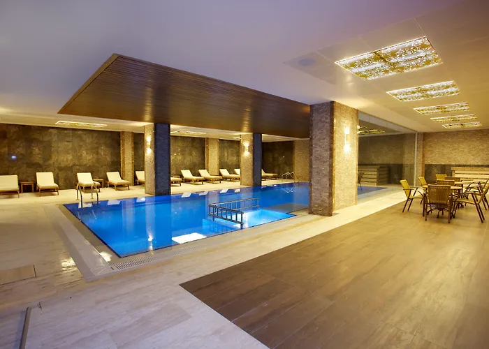 Grand Gulsoy Old מלון 4*