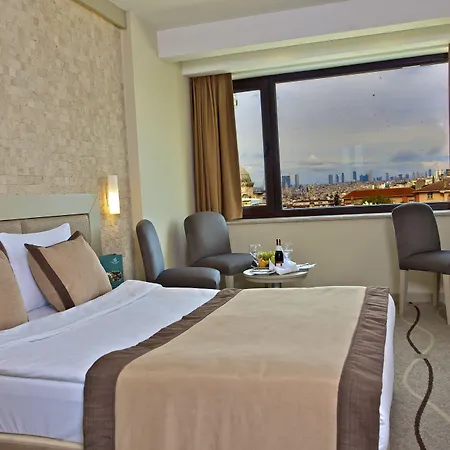 מלון Grand Gulsoy Old 4*